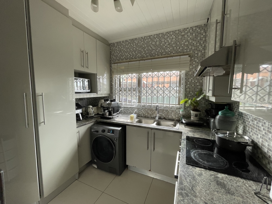 2 Bedroom Property for Sale in Mdantsane Eastern Cape